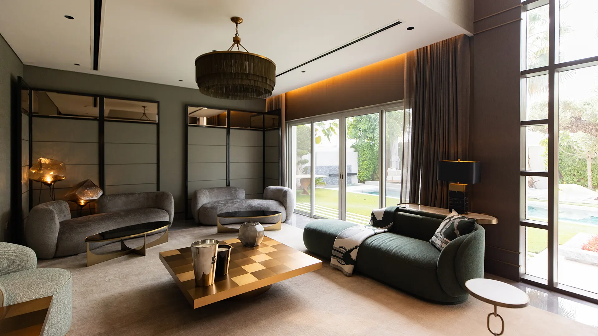 Personal contemporary interior